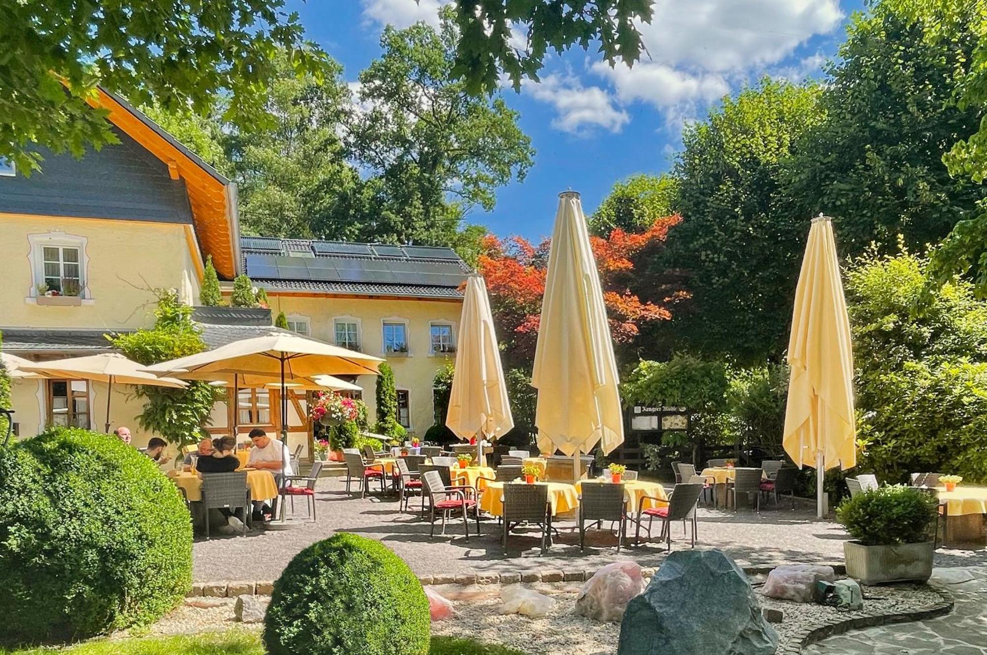 Hotel Restaurant Rengser Muehle Bergneustadt Bagian luar foto